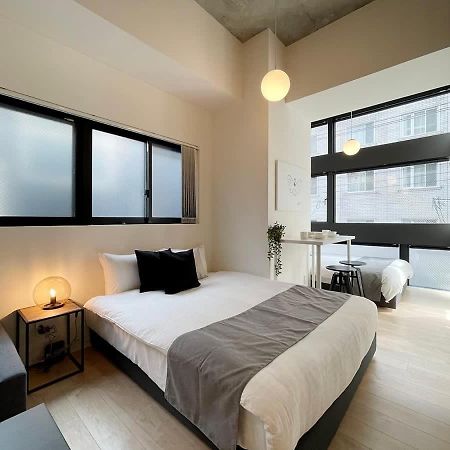 Bhotel Nekoyard - Modern Loft Studio Steps From Peace Park 히로시마 외부 사진