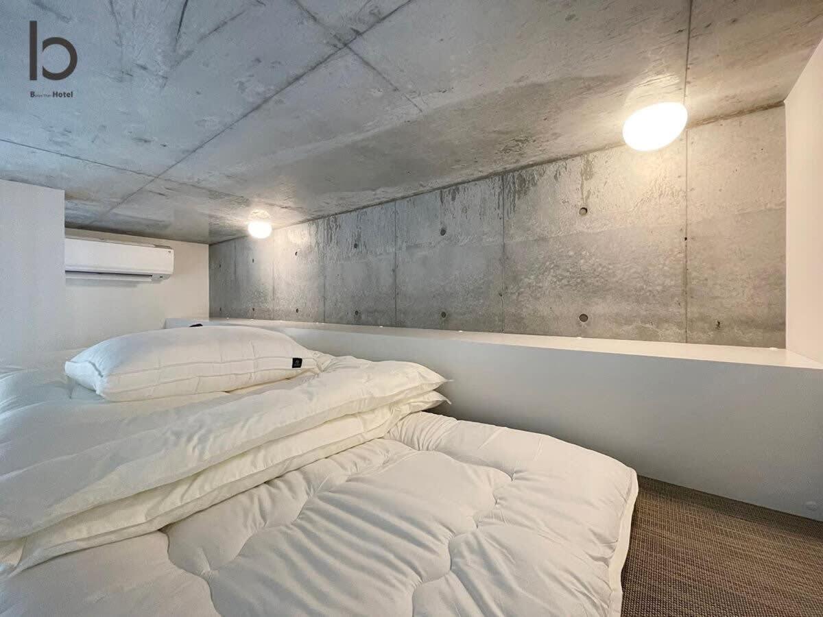 Bhotel Nekoyard - Modern Loft Studio Steps From Peace Park 히로시마 외부 사진